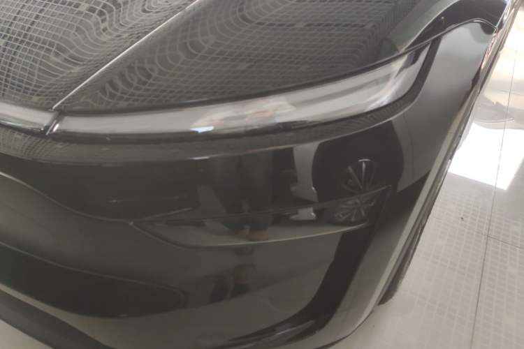 Used Tesla Model Y 2026 Rear-Drive Model Left Front Headlight