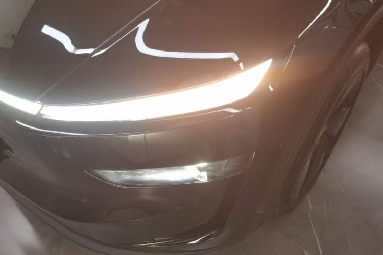 Used Tesla Model Y 2026 Model Long-Range Rear-Wheel-Drive Version Left Front Headlight