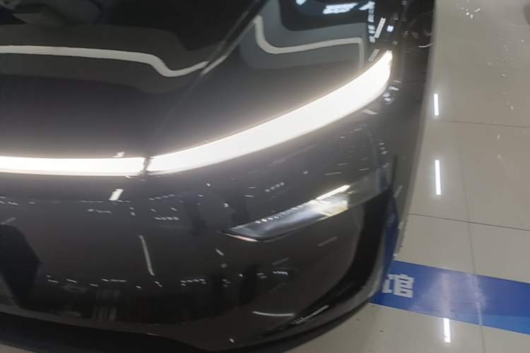 Used Tesla Model Y 2026 Rear-Drive Model Left Front Headlight