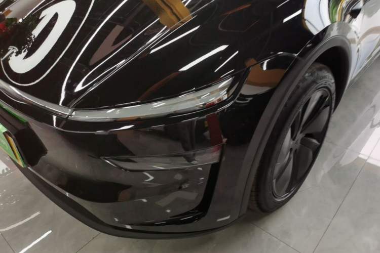 Used Tesla Model Y 2026 Rear-Drive Model Left Front Headlight