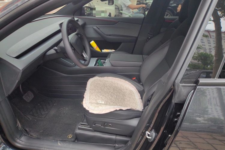 Used Tesla Model Y 2026 Rear-Drive Model Left Front Seat