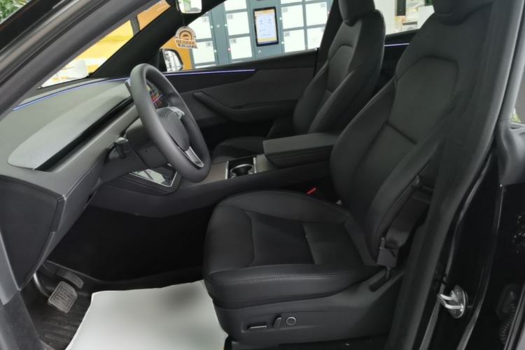 Used Tesla Model Y 2026 Rear-Drive Model Left Front Seat