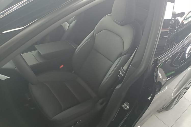 Used Tesla Model Y 2026 Rear-Drive Model Left Front Seat