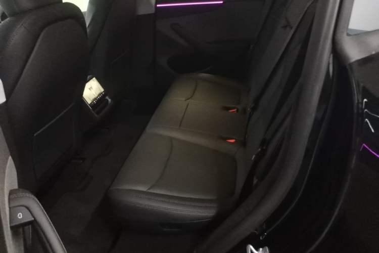 Used Tesla Model Y 2026 Model Long-Range Rear-Wheel-Drive Version Left Rear Seat