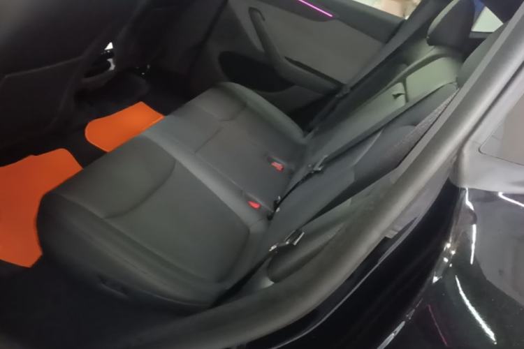 Used Tesla Model Y 2026 Rear-Drive Model Left Rear Seat