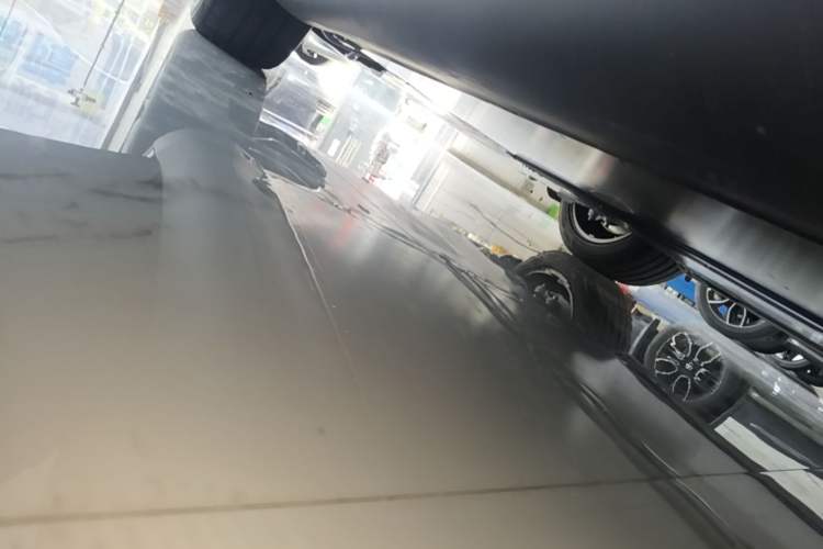 Used Tesla Model Y 2026 Rear-Drive Model Left Side Sill