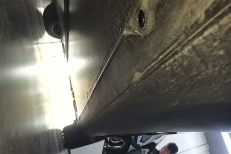 Used Tesla Model Y 2026 Model Long-Range Rear-Wheel-Drive Version Left Side Sill