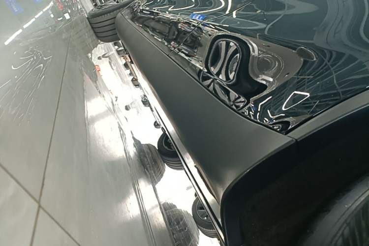 Used Tesla Model Y 2026 Rear-Drive Model Left Side Sill