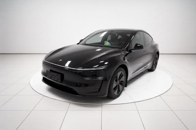 Used Tesla Model Y 2026 Rear-Drive Model