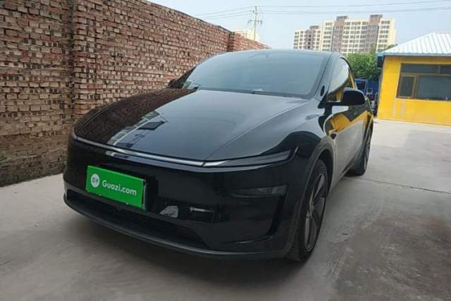 Used Tesla Model Y 2026 Facelifted Long-Range Rear-Drive Model