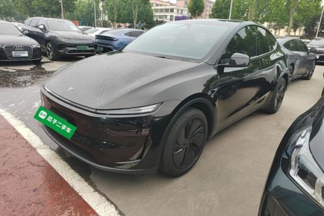 Used Tesla Model Y 2026 Rear-Drive Model