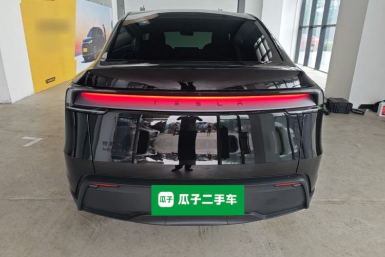 Used Tesla Model Y 2026 Rear-Drive Model Rear