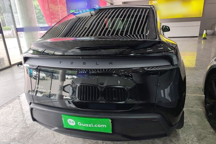 Used Tesla Model Y 2026 Rear-Drive Model Rear
