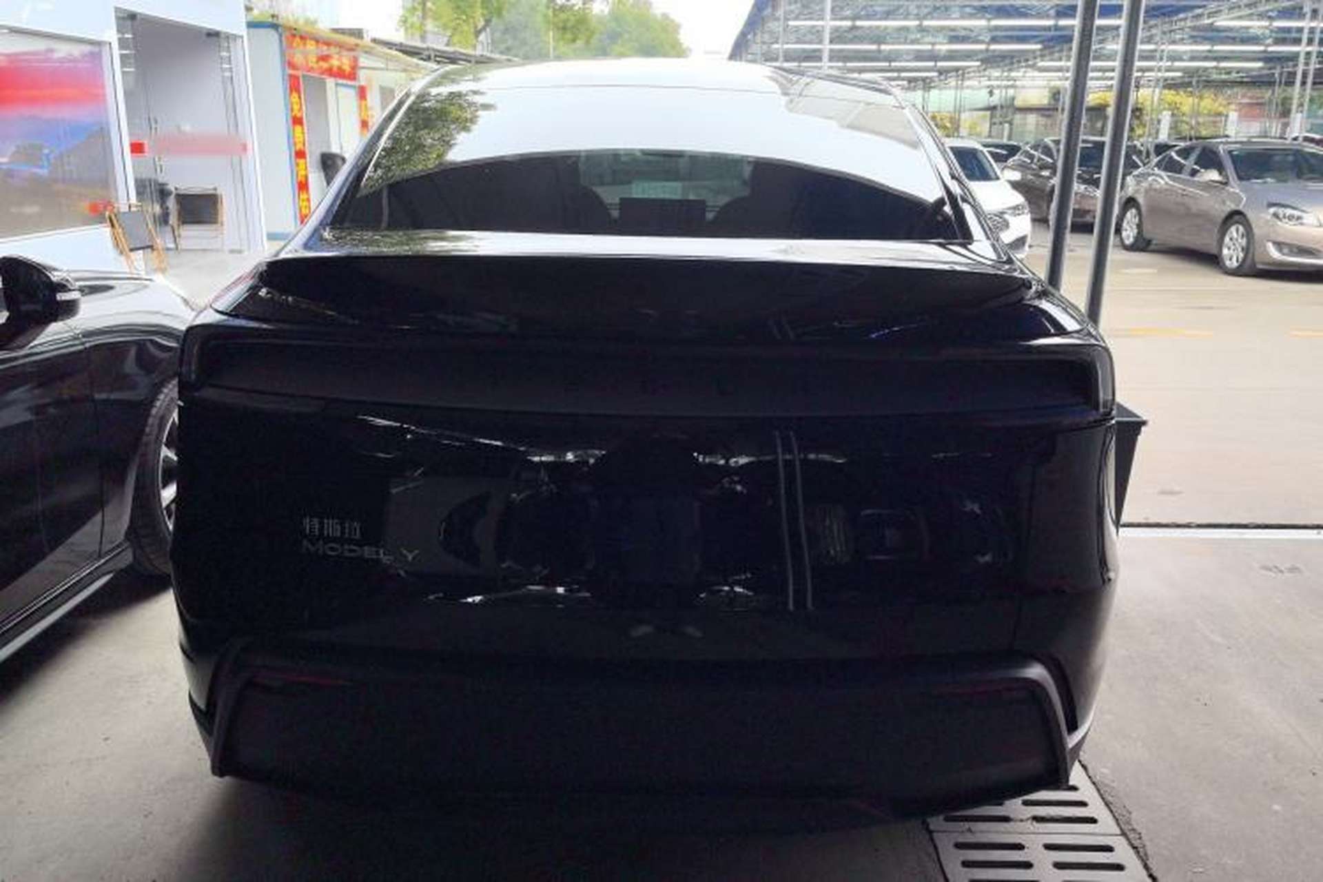Used Tesla Model Y 2026 Rear-Drive Model Rear