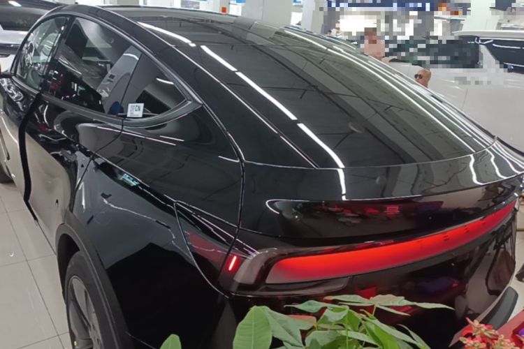 Used Tesla Model Y 2026 Rear-Drive Model Rear