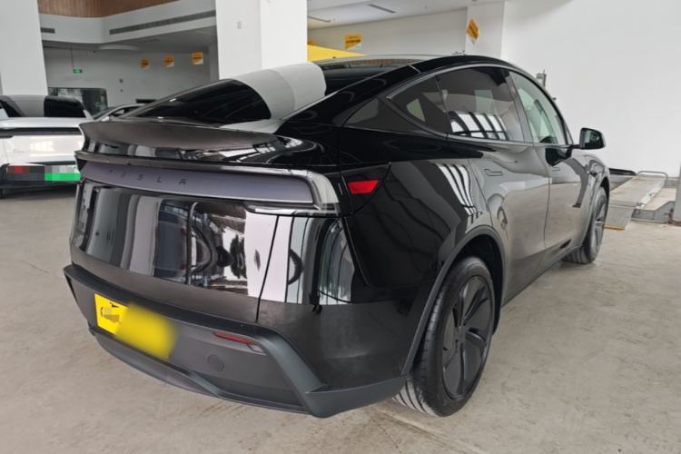 Used Tesla Model Y 2026 Rear-Drive Model Rear Right 45 Deg