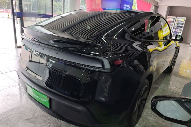 Used Tesla Model Y 2026 Rear-Drive Model Rear Right 45 Deg