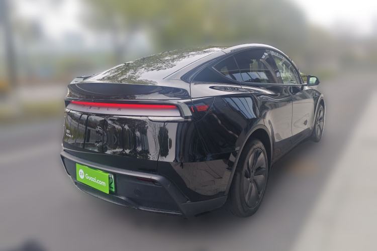 Used Tesla Model Y 2026 Rear-Drive Model