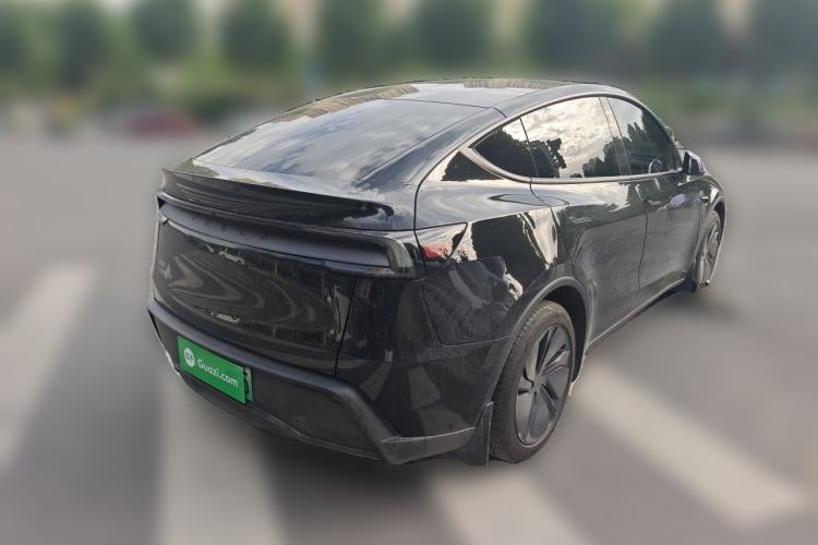 Used Tesla Model Y 2026 Rear-Drive Model Rear Right 45 Deg