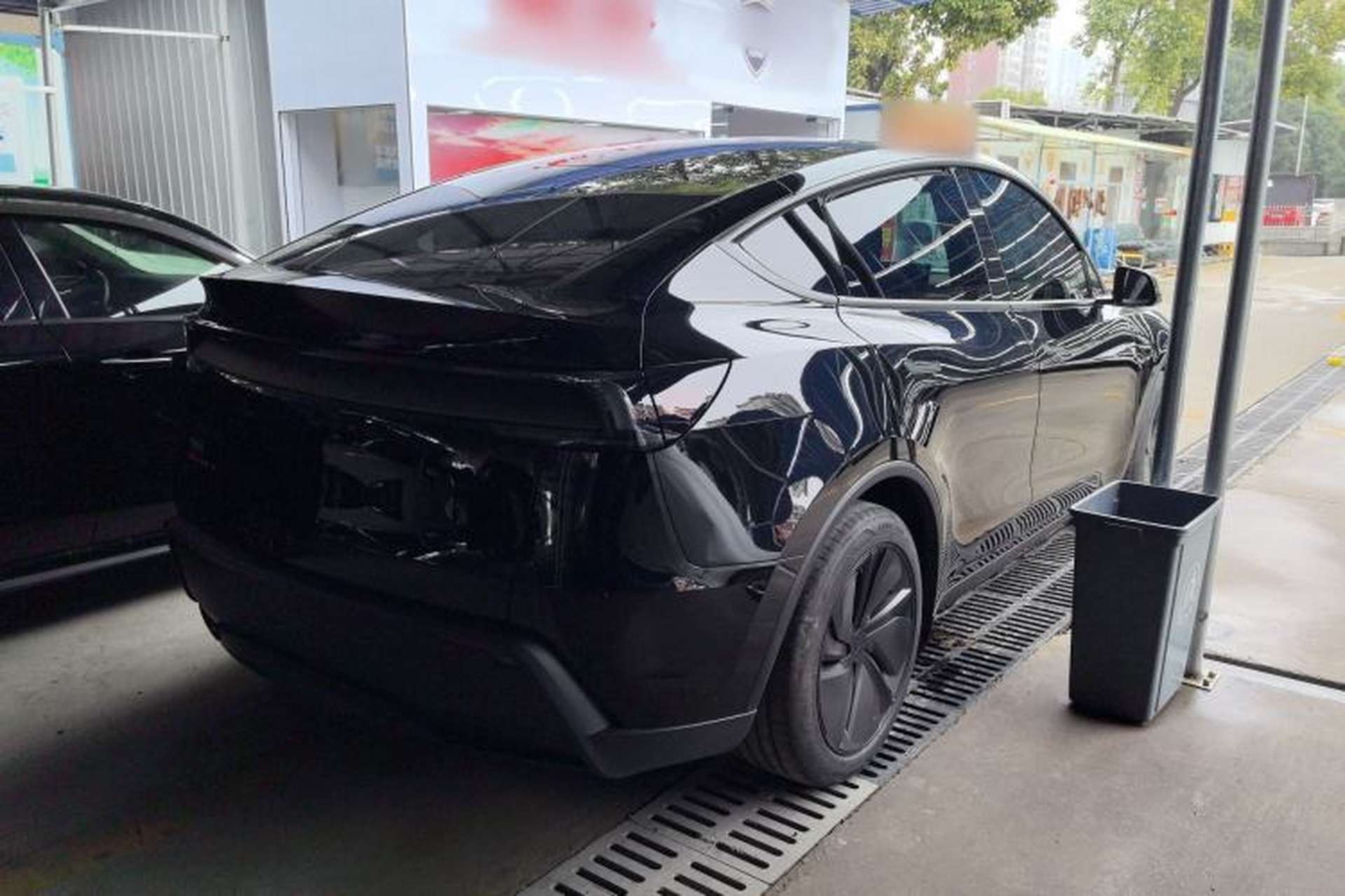 Used Tesla Model Y 2026 Rear-Drive Model Rear Right 45 Deg