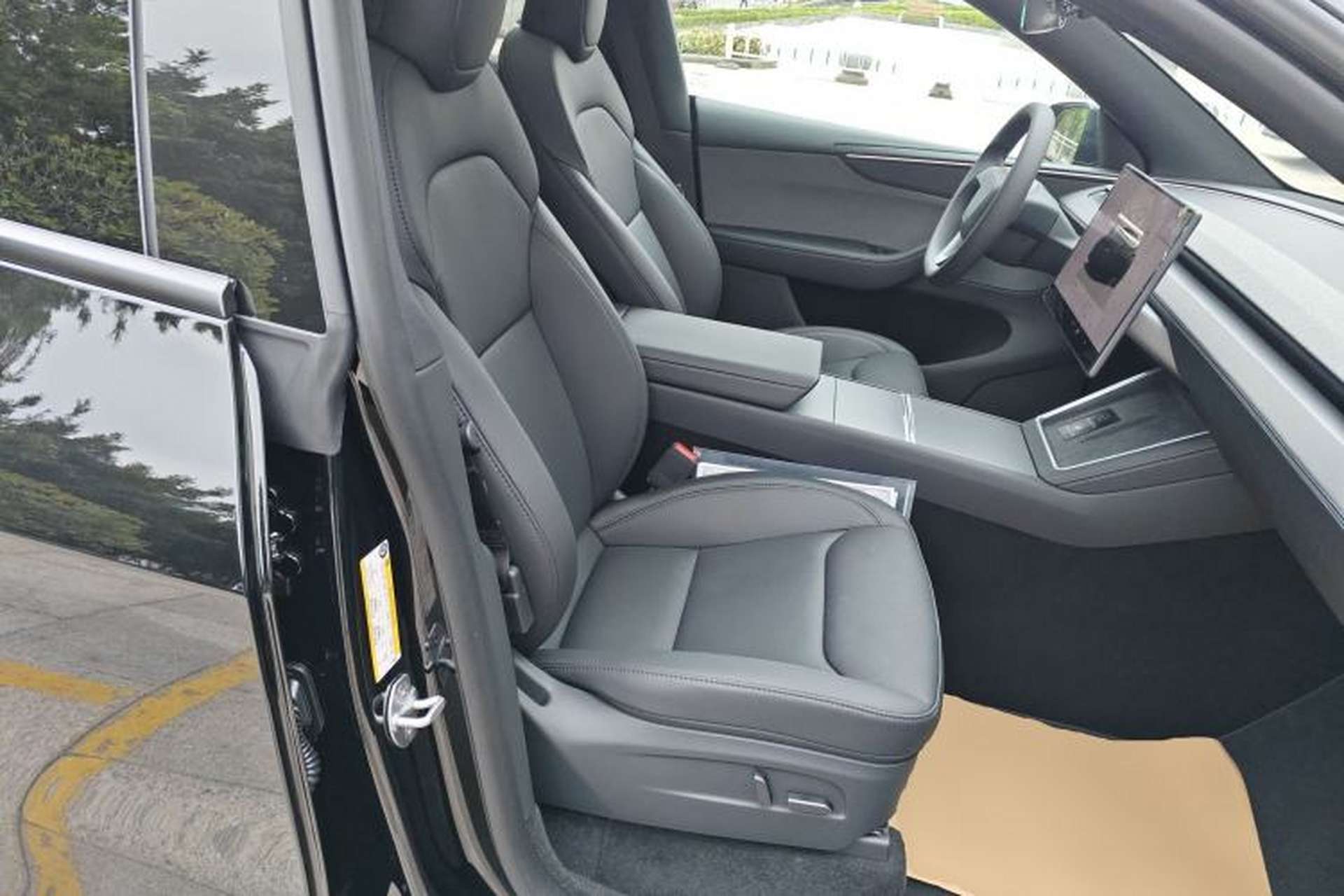 Used Tesla Model Y 2026 Rear-Drive Model Right Front Seat