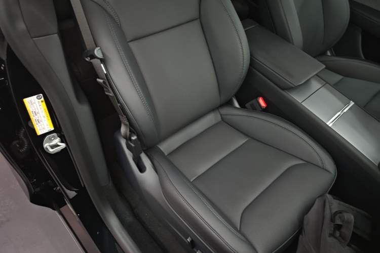Used Tesla Model Y 2026 Rear-Drive Model Right Front Seat