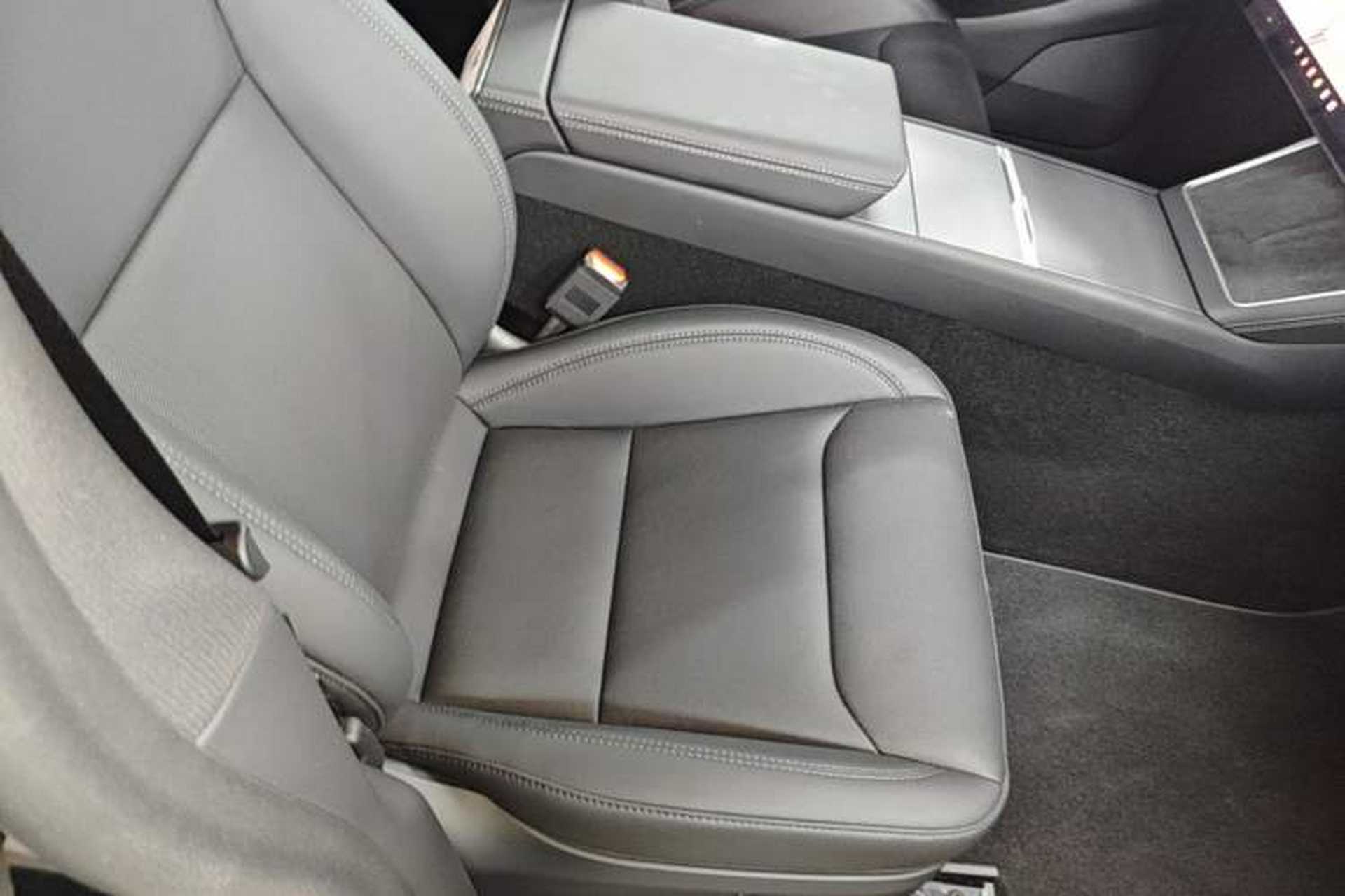 Used Tesla Model Y 2026 Rear-Drive Model Right Front Seat