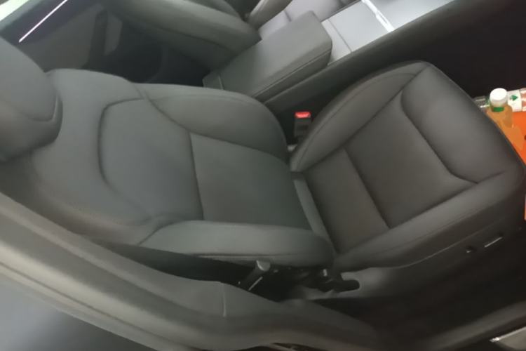 Used Tesla Model Y 2026 Rear-Drive Model Right Front Seat