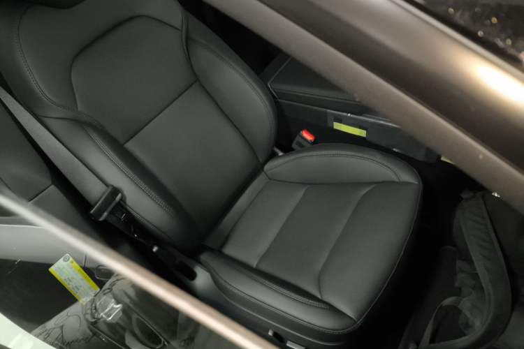 Used Tesla Model Y 2026 Rear-Drive Model Right Front Seat