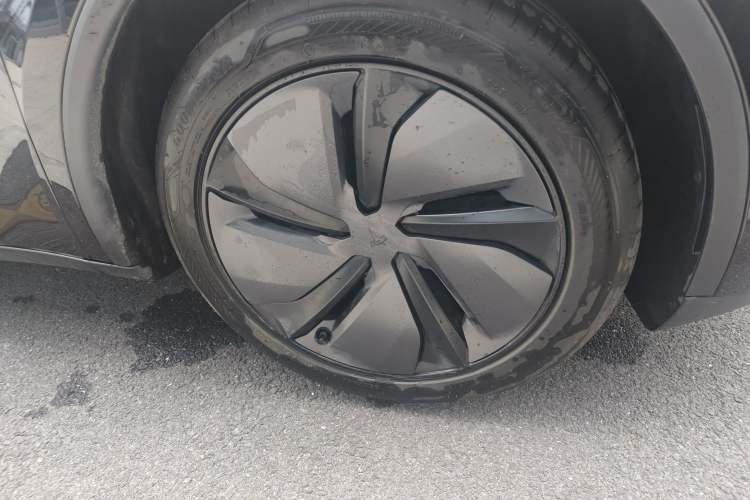 Used Tesla Model Y 2026 Rear-Drive Model