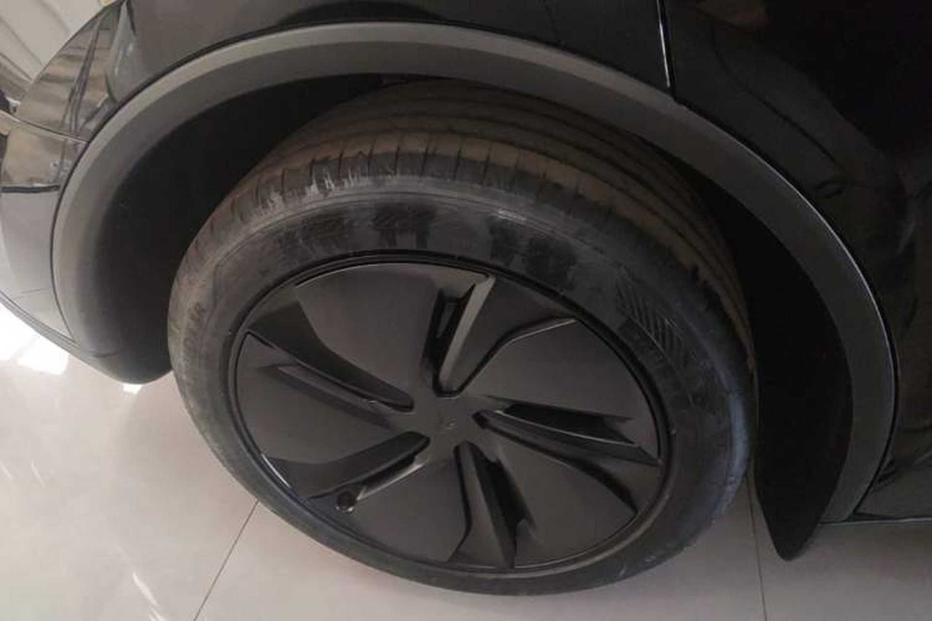 Used Tesla Model Y 2026 Rear-Drive Model Right Rear Wheel Hub