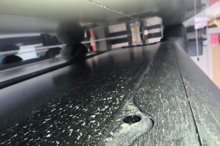 Used Tesla Model Y 2026 Rear-Drive Model Right Side Sill