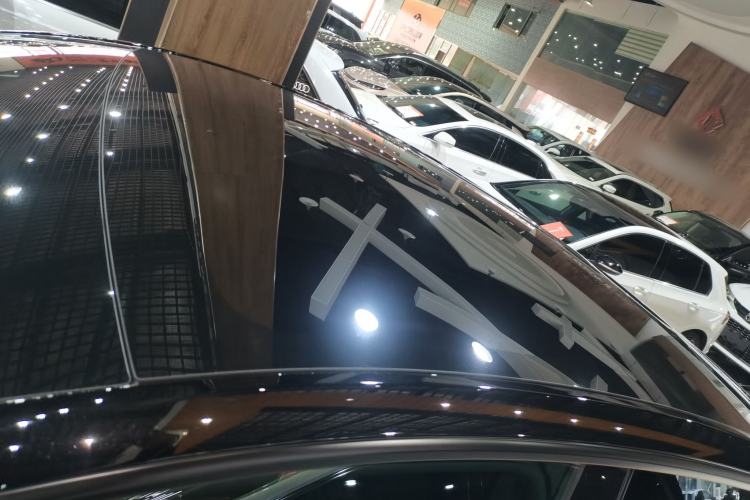 Used Tesla Model Y 2026 Rear-Drive Model Roof