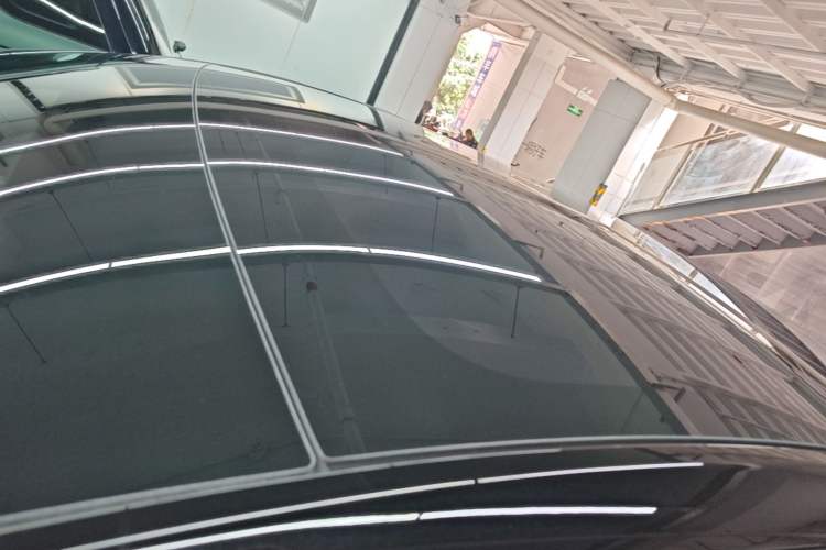 Used Tesla Model Y 2026 Rear-Drive Model Roof