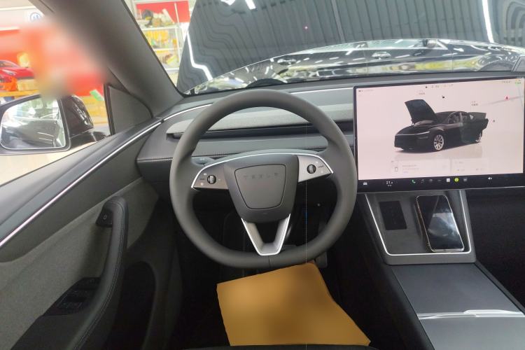 Used Tesla Model Y 2026 Rear-Drive Model Steering Wheel