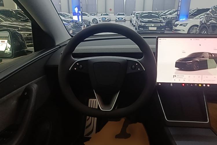 Used Tesla Model Y 2026 Model Long-Range Rear-Wheel-Drive Version Steering Wheel