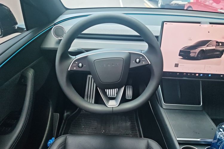 Used Tesla Model Y 2026 Rear-Drive Model Steering Wheel