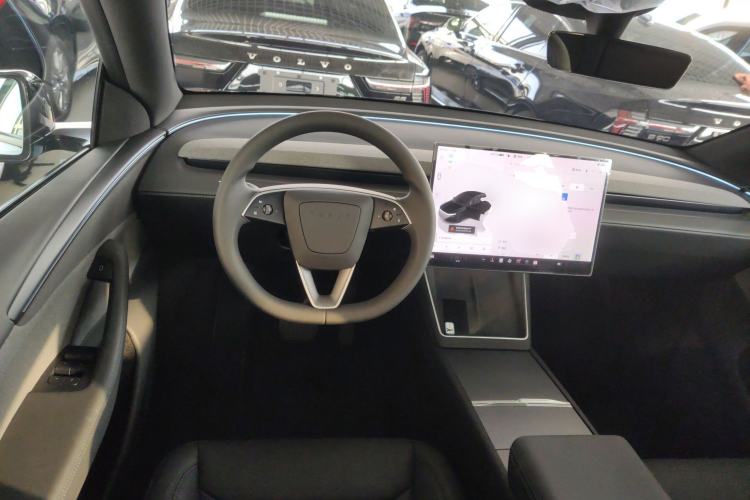 Used Tesla Model Y 2026 Rear-Drive Model Steering Wheel