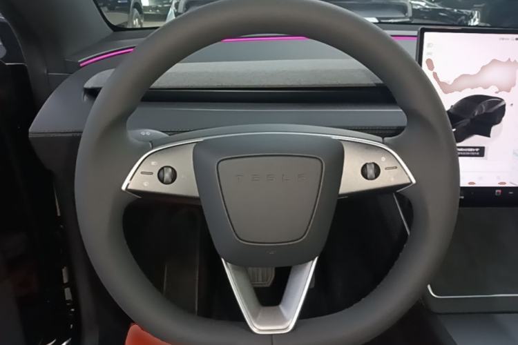 Used Tesla Model Y 2026 Rear-Drive Model Steering Wheel