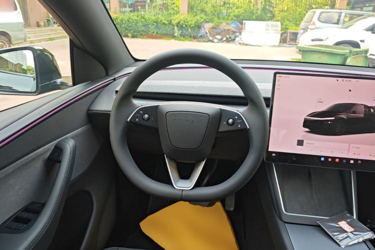 Used Tesla Model Y 2026 Rear-Drive Model Steering Wheel