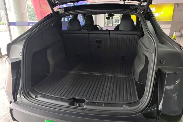 Used Tesla Model Y 2026 Rear-Drive Model Trunk