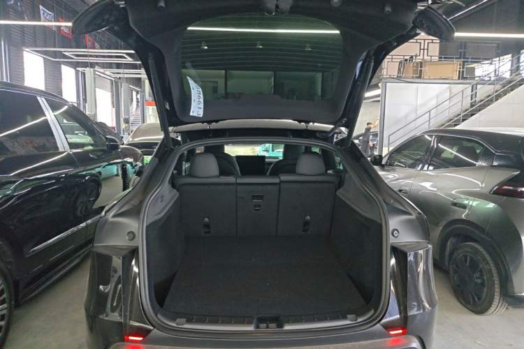 Used Tesla Model Y 2026 Rear-Drive Model Trunk
