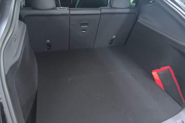 Used Tesla Model Y 2026 Rear-Drive Model Trunk