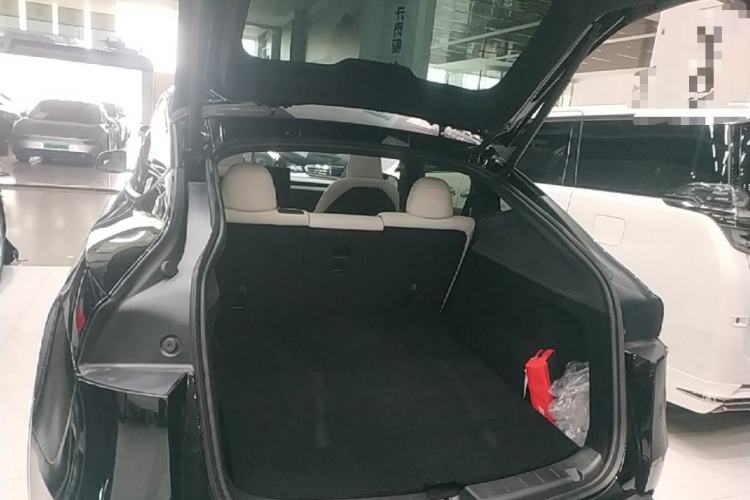 Used Tesla Model Y 2026 Long-Range All-Wheel-Drive Model Trunk