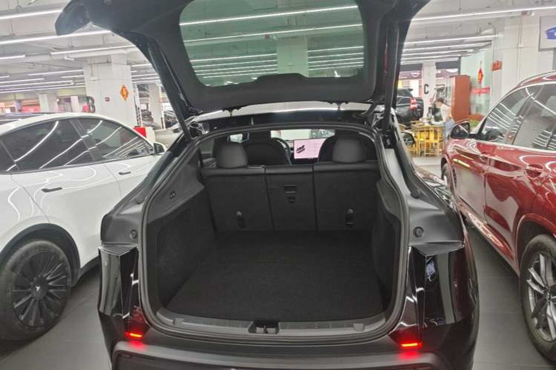 Used Tesla Model Y 2026 Rear-Drive Model Trunk