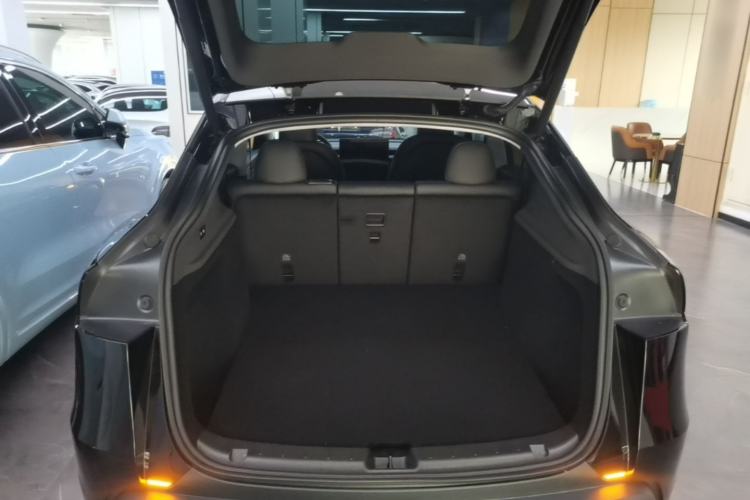 Used Tesla Model Y 2026 Model Long-Range Rear-Wheel-Drive Version Trunk