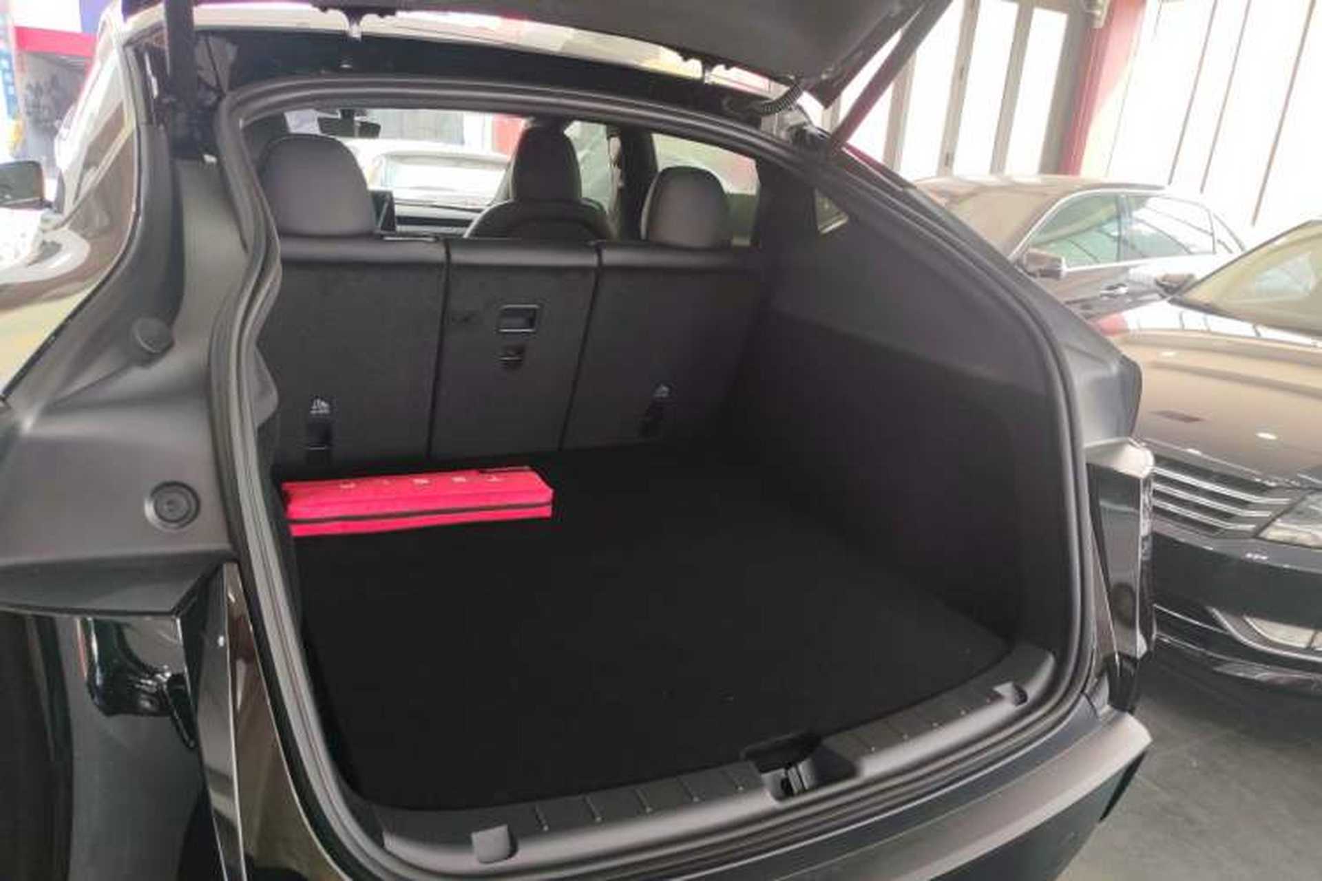 Used Tesla Model Y 2026 Rear-Drive Model Trunk