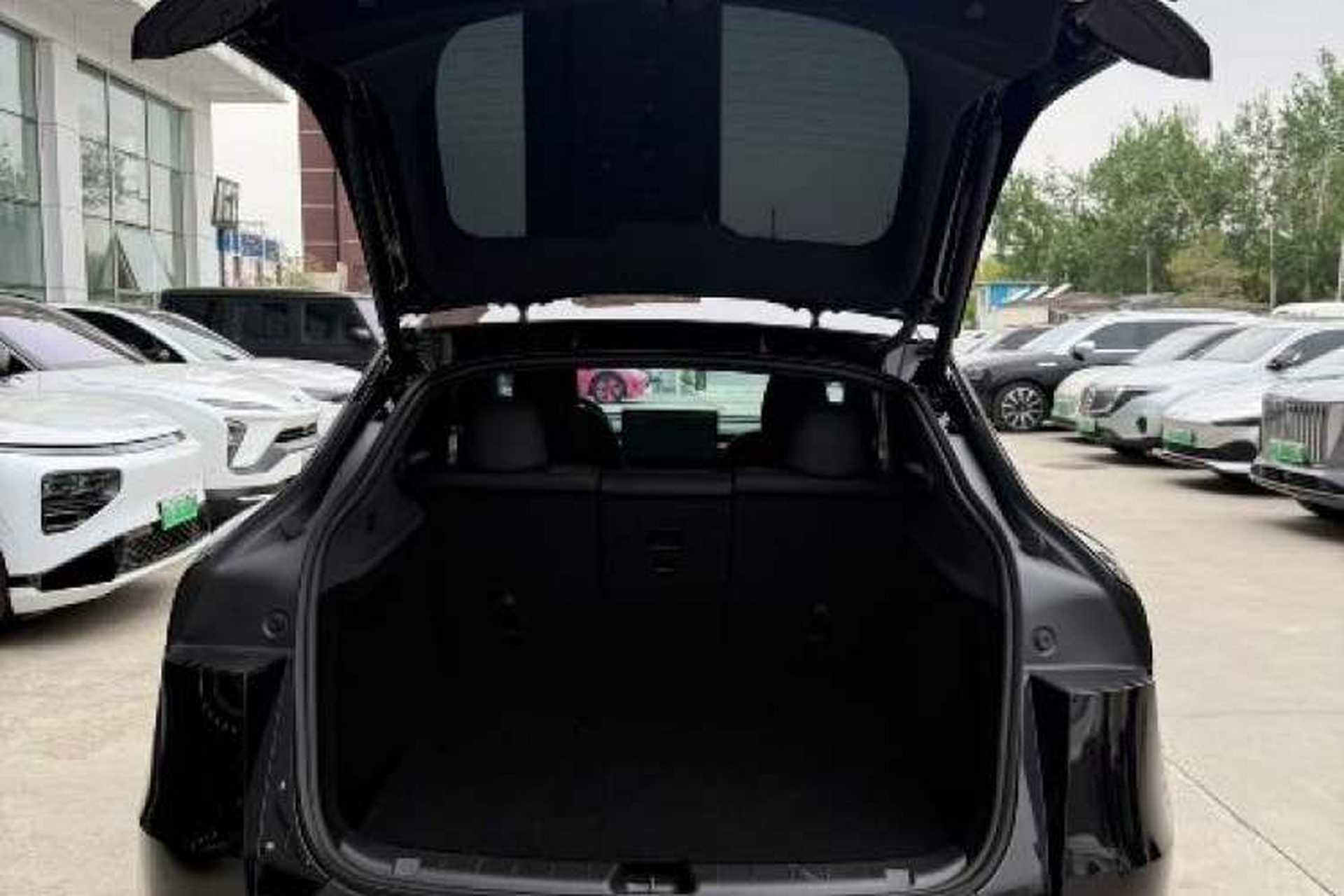 Used Tesla Model Y 2026 Model Long-Range Rear-Wheel-Drive Version Trunk