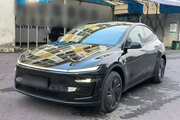 Tesla Model Y 2026 Rear-Drive Model