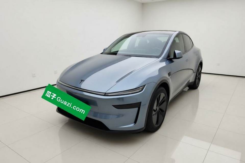 Tesla Model Y 2026